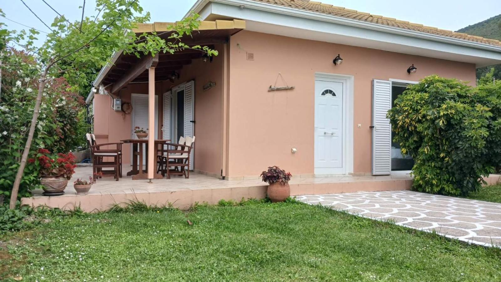 Villa Ioannidis Парга Екстер'єр фото